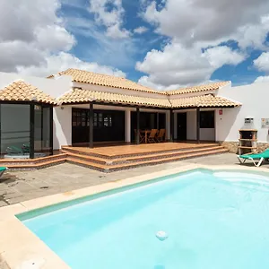 Homeforguest Lobos Con Piscina Privada Villa