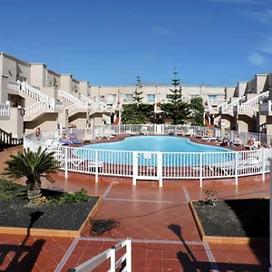 B10 Arenas Apartment