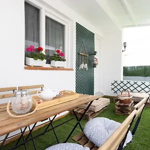 https://casa-laura-y-pancho.tenerifehoteles.net